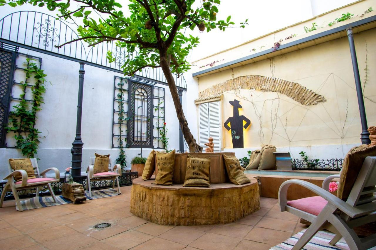Apartamentos Sharis Jerez de la Frontera Exterior photo